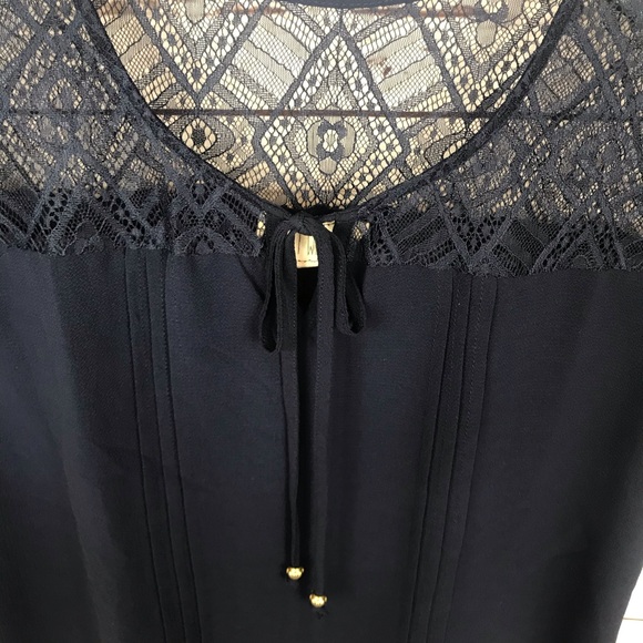 Blue Lace Top Womens Blouse Teardrop Neck Size L - Picture 4 of 6